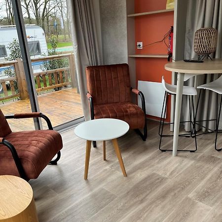 Camping De Vinkenkamp Lieren Exteriör bild