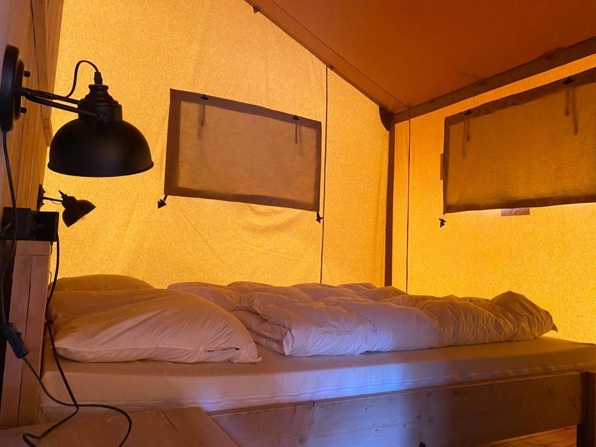 Camping De Vinkenkamp Lieren Exteriör bild