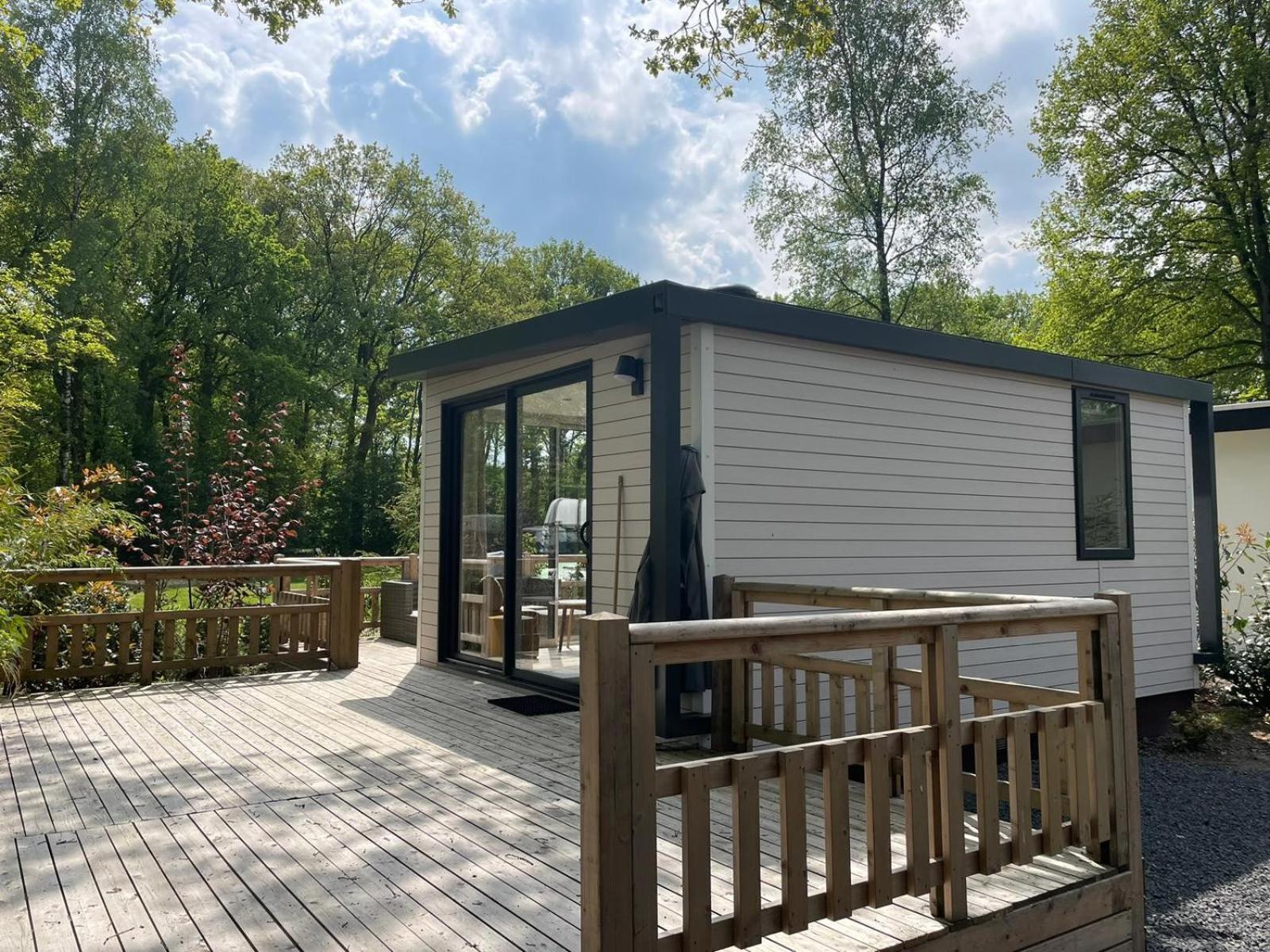 Camping De Vinkenkamp Lieren Exteriör bild
